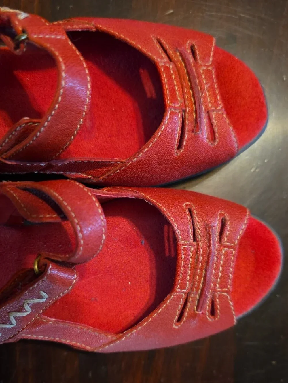 AEROSOLES Red Slingback Mary Jane Wedges